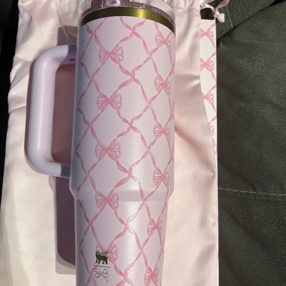 LoveShack Fancy Holiday “Baby Bow Pink Peppermint” Stanley 30OZ - Picture 7 of 10